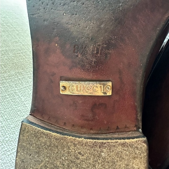 Gucci Men’s vintage leather and suede dress slip on loafers. main image 5